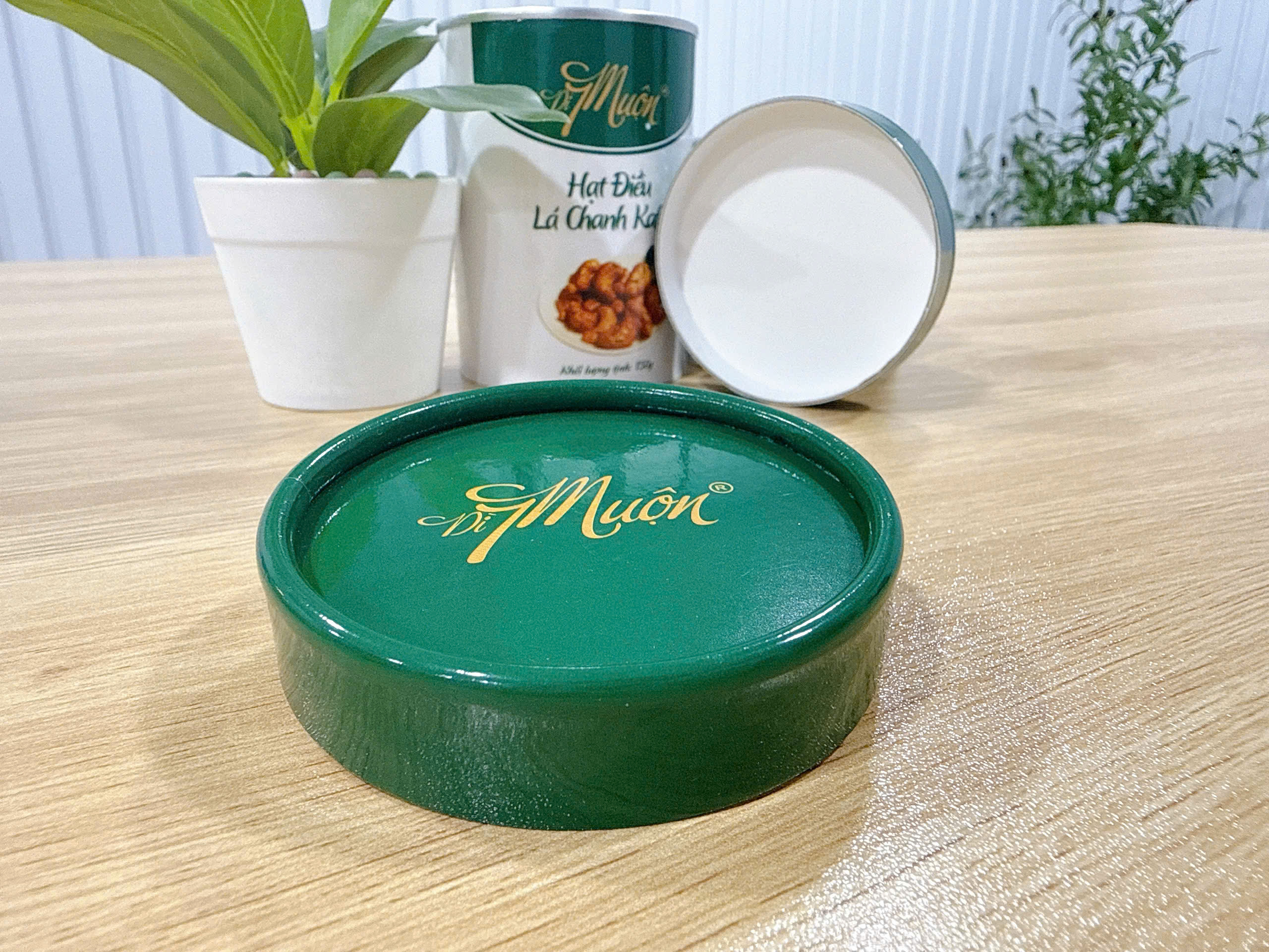9 Điểm Khác Biệt Khi So Sánh Nắp Giấy Và Nắp Nhựa Cho Lon Toàn Diện & Tuyệt Vời